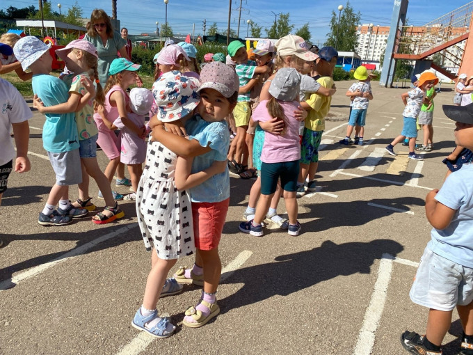 День семьи, любви и верности прошел в детском саду День семьи, любви и верности прошел в детском саду.
